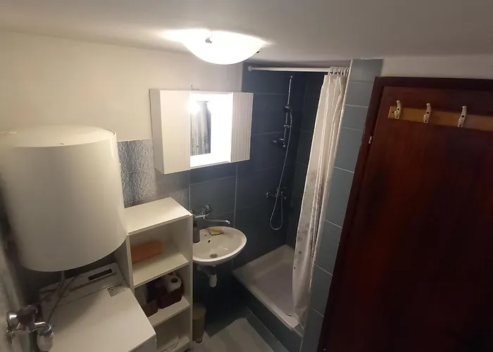 Ingrid One Bedroom App Póla