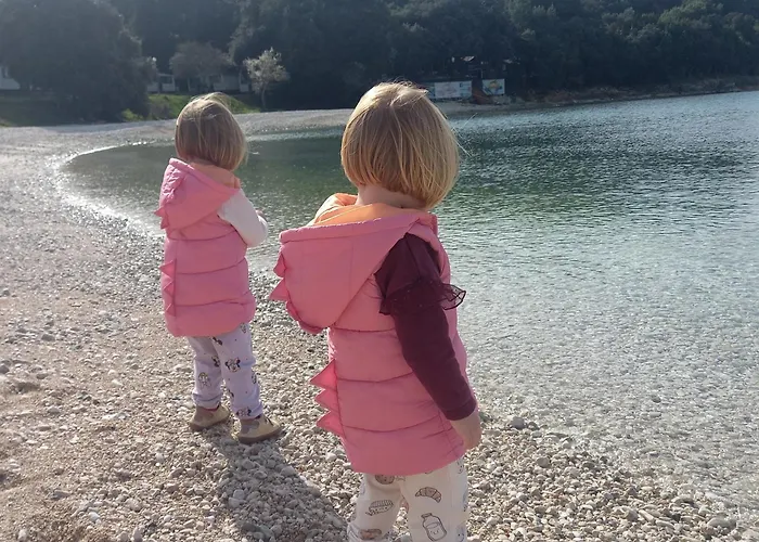 Ingrid One Bedroom App